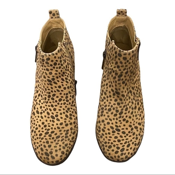 Eva & Zoe Khloe Leopard Booties, Size 6.5 - Picture 6 of 10